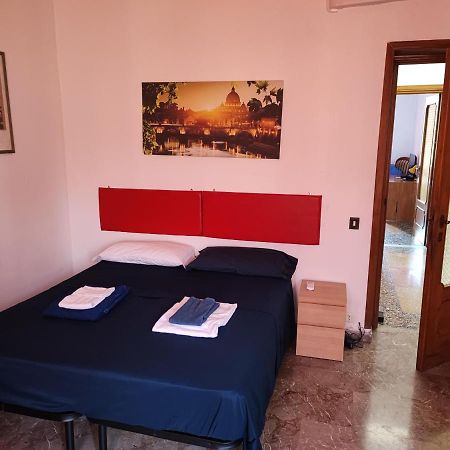 Napoleone'S House Apartment Рим Екстериор снимка
